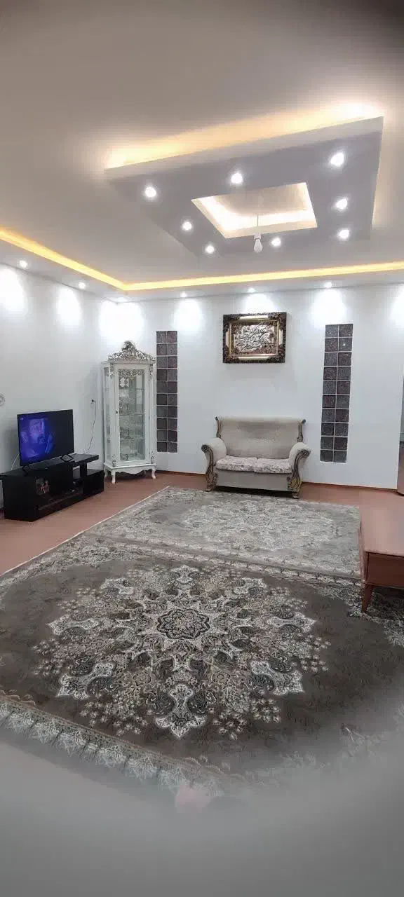 اجاره ملک|اجارهٔ آپارتمان|قم, باغ شازده|دیوار