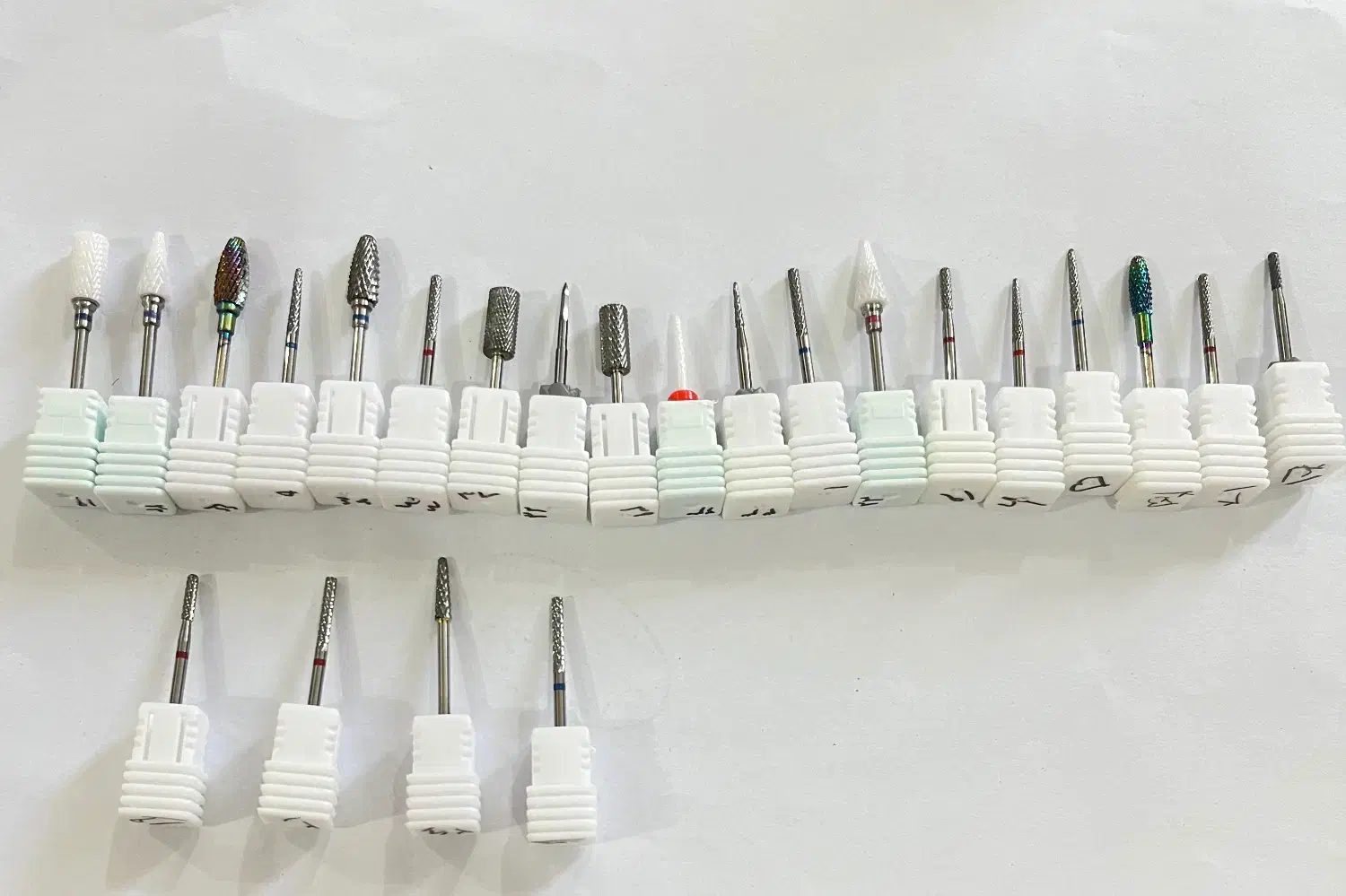 لوازم آرایش و لوازم کاشت ناخون|آرایشی، بهداشتی، درمانی|کوچصفهان, |دیوار