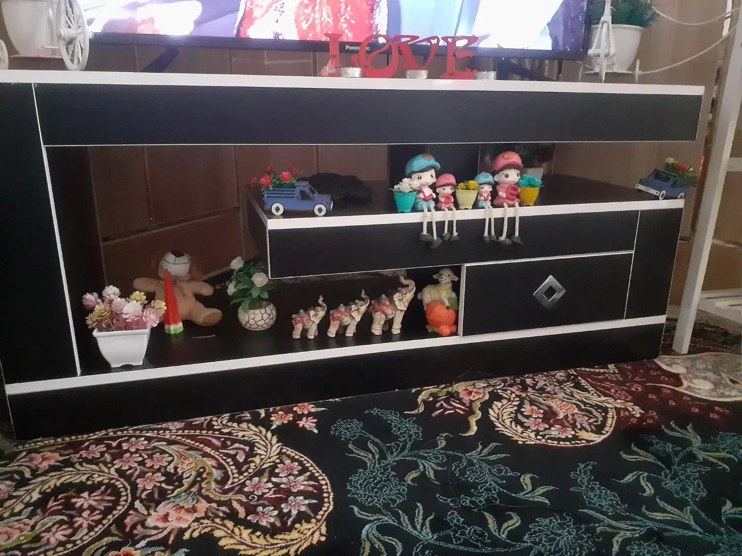 زیر تلویزیون ام|میز تلویزیون|شوشتر, |دیوار