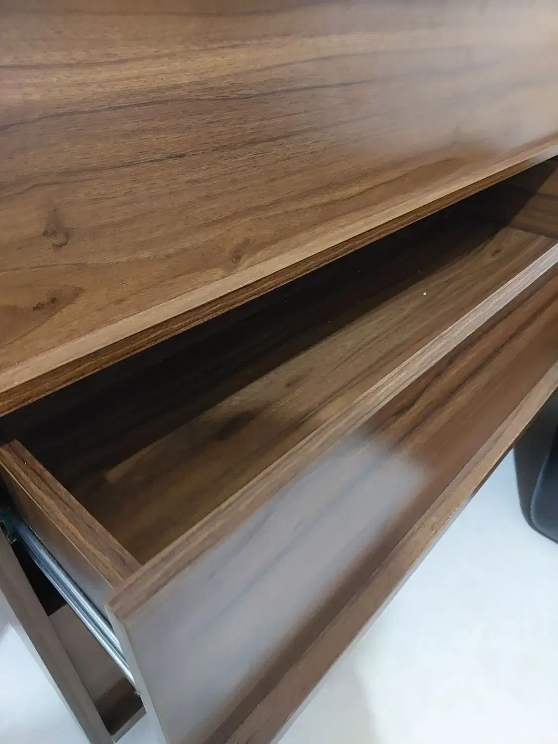 میزآینه سناچوب سالم شیک قیمت مناسب|تخت و سرویس خواب|شاهینشهر, عطار|دیوار