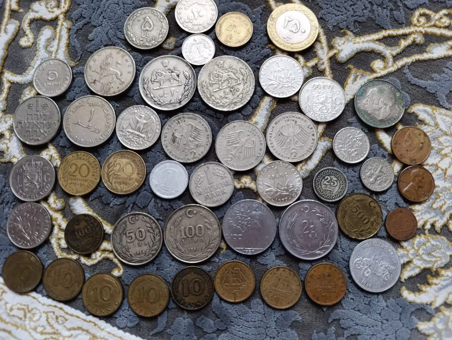 46عددسکه قدیمی تمیز ایرانی و خارجی|کلکسیون سکه، تمبر، اسکناس|رشت, کوی طالقانی|دیوار