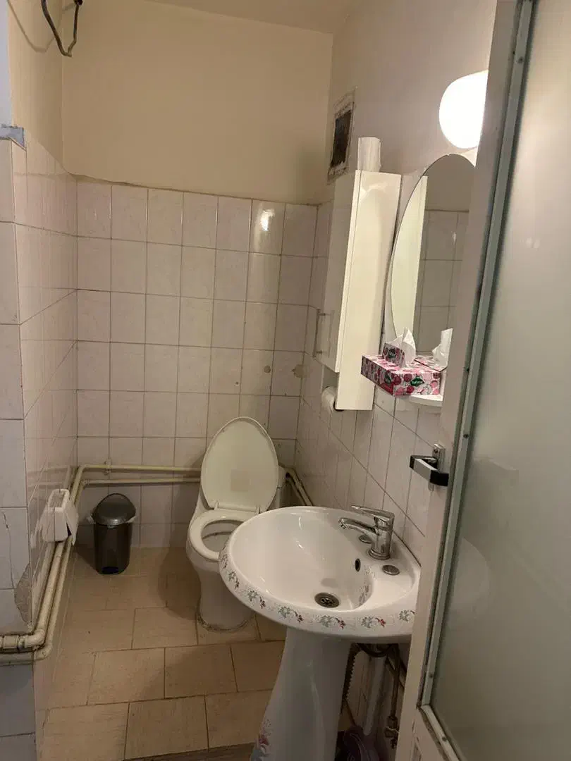 ۸۵ متر یک خوابه دربست