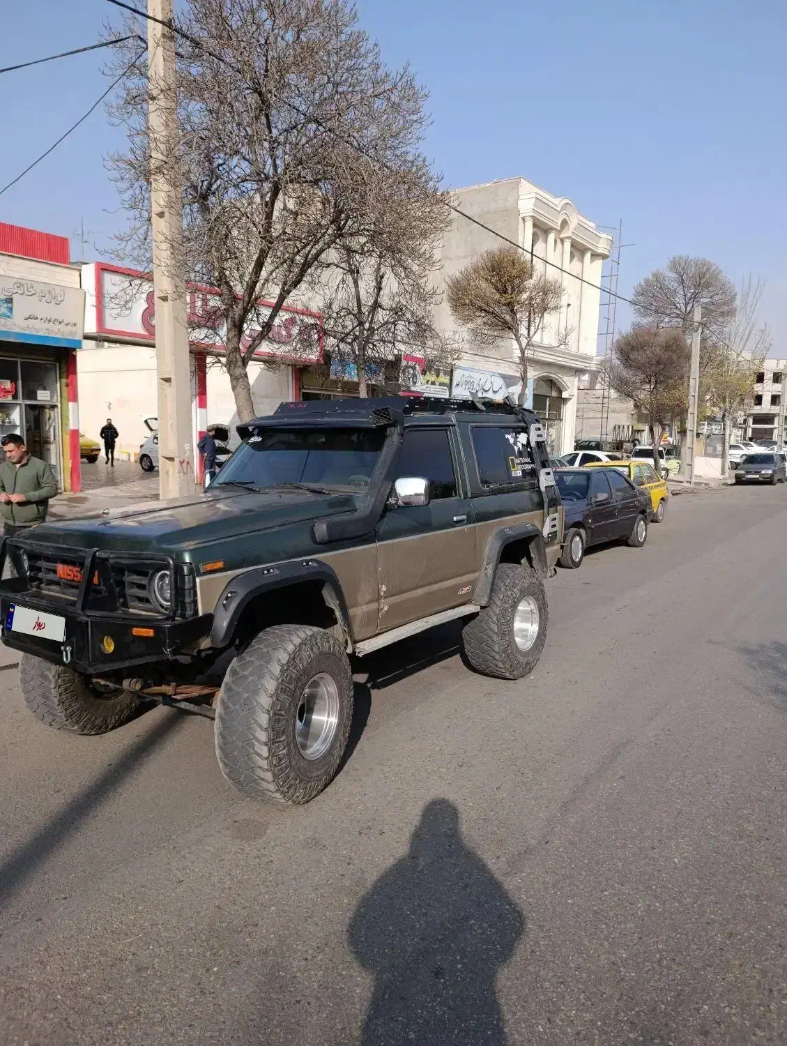 پاترول دو در مدل ۷۱ معاوضه با سواری|خودرو سواری و وانت|اردبیل, |دیوار