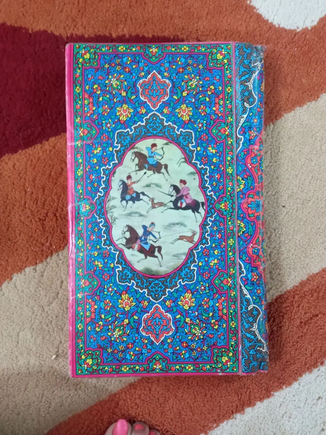 آلبوم عکس قدیمی خوانندگان هندی و ترکیه ای|کلکسیون اشیاء عتیقه|قرچک, محمد آباد|دیوار