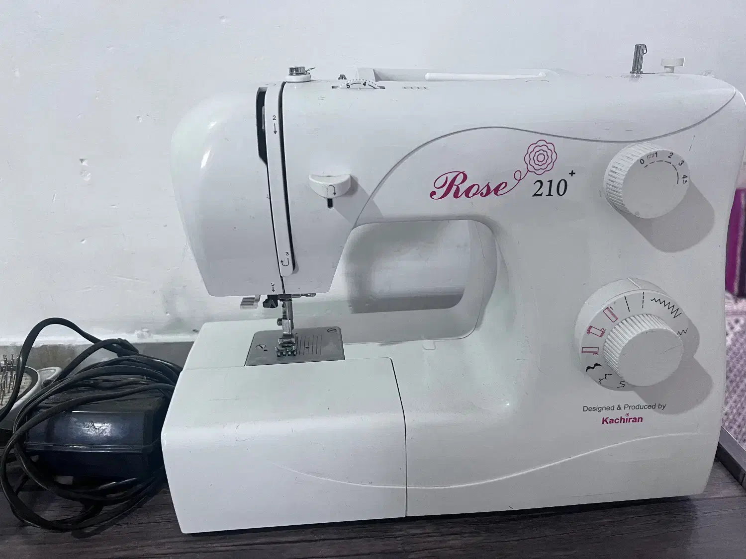 چرخ خیاطی|چرخ خیاطی و ریسندگی|قائن, |دیوار