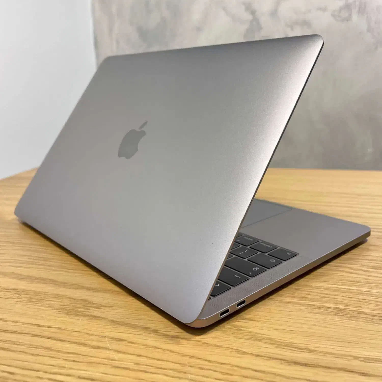 macbook pro A1989|رایانه همراه|قشم, |دیوار
