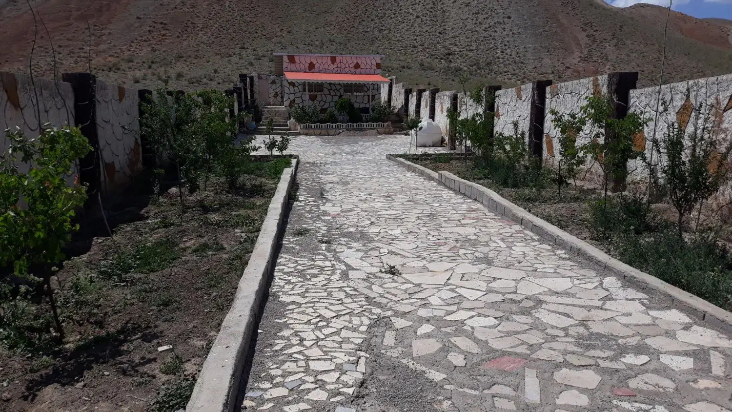 ویلای ۶۰۰متر هرزنق|فروش خانه و ویلا|صوفیان, |دیوار