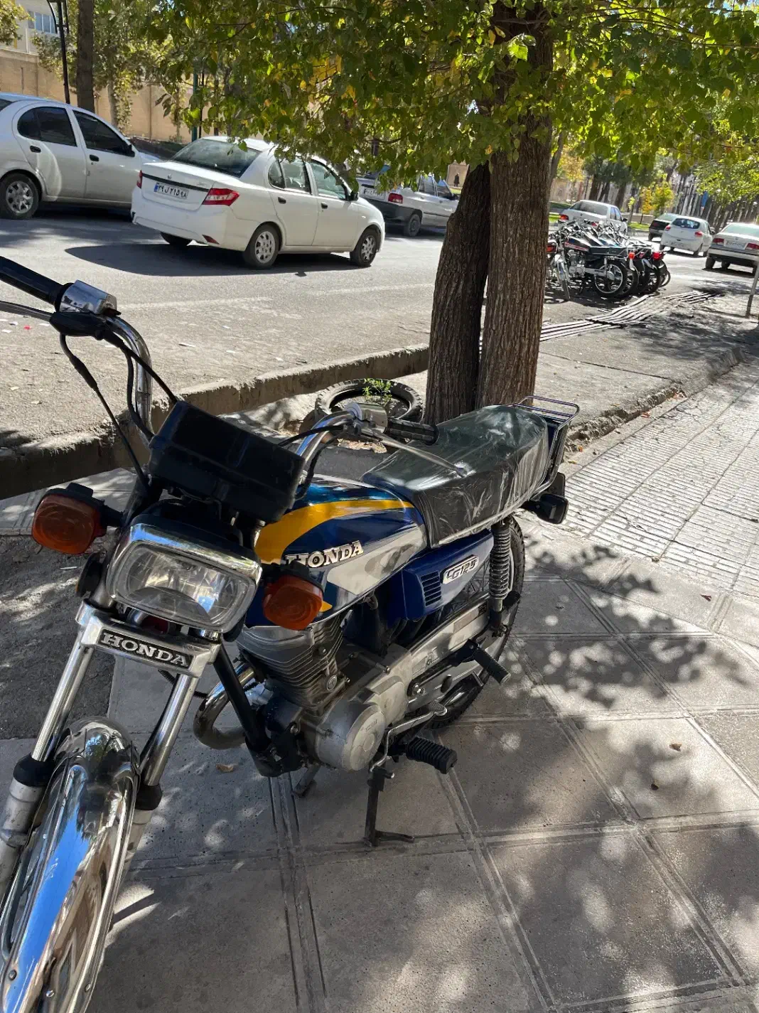 موتور آی تک ۱۲۵ مدل ۸۳ مدارک تکمیل|موتورسیکلت|ایلام, |دیوار