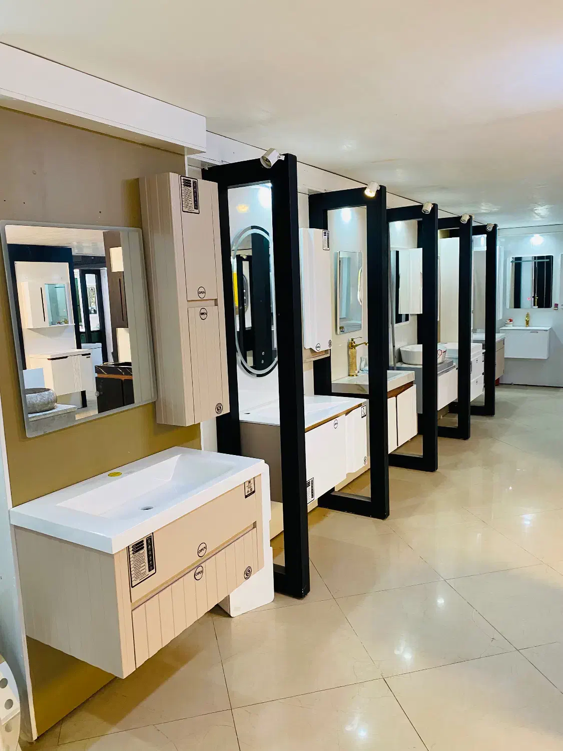 انواع روشویی های پی وی سی تضمین قیمت|لوازم سرویس بهداشتی|نیشابور, میدان حافظ|دیوار