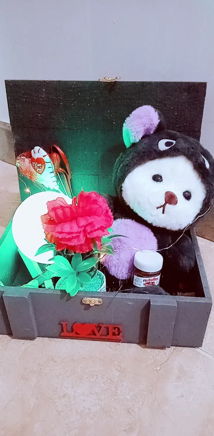 جعبه ولنتاین کادو داده شده ک نمخامش کاملا نو|اسباب‌بازی بچه|گنبد کاووس, |دیوار