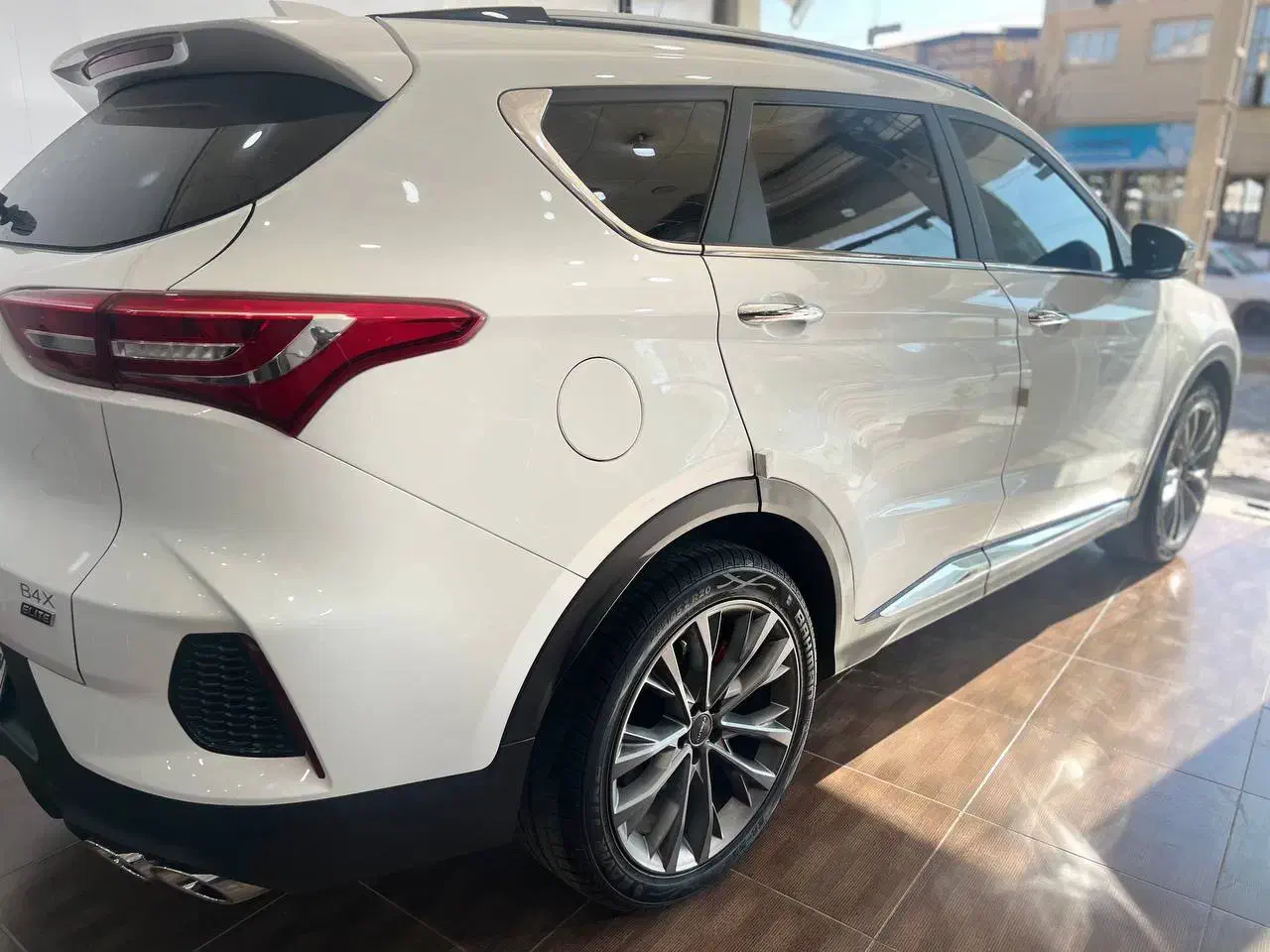 فیدلیتی الیت ۵نفره سفید|خودرو سواری و وانت|سیرجان, |دیوار