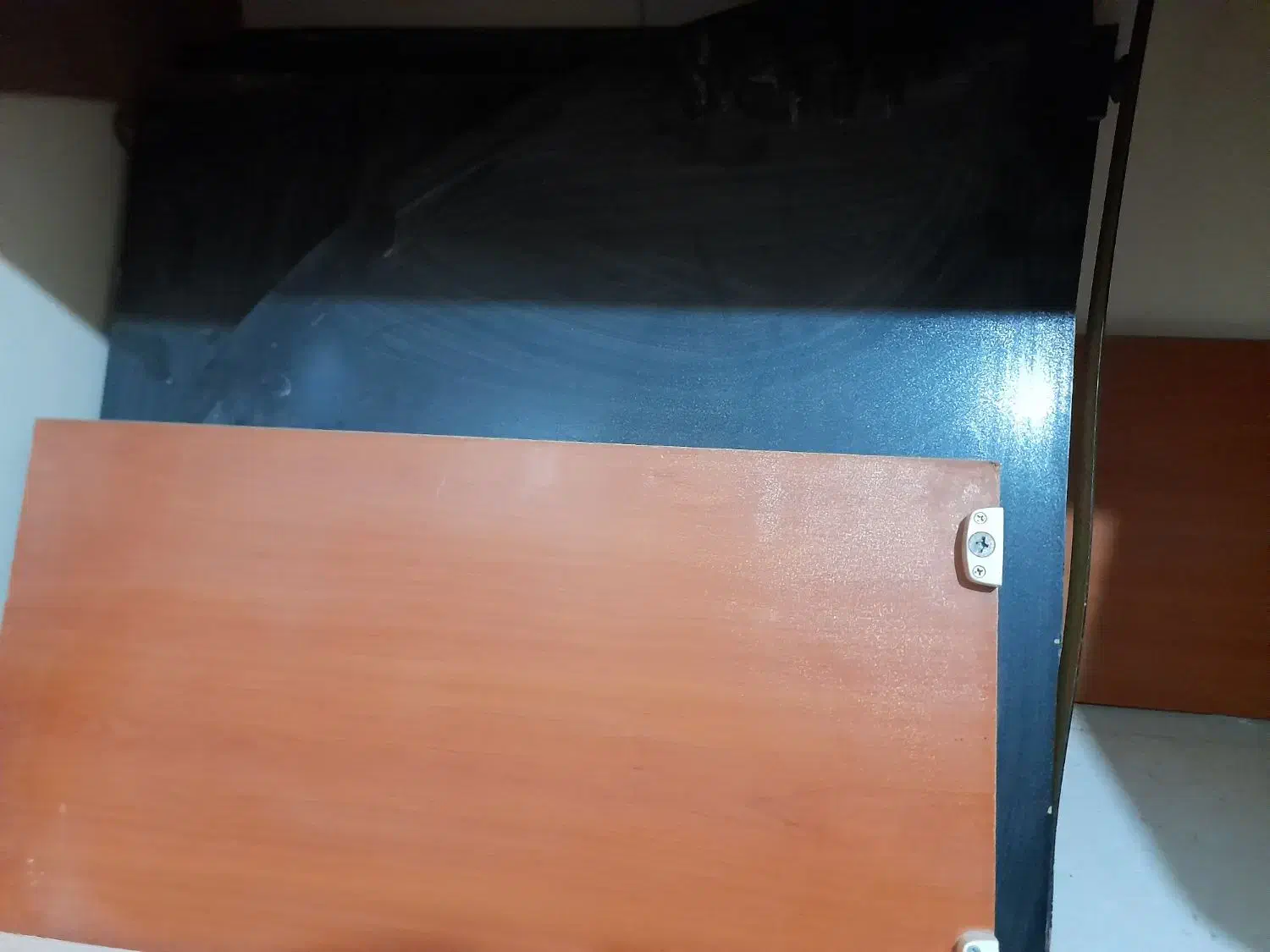 تخته ام دی اف اصلی باصندلی|صندلی و نیمکت|مسجد سلیمان, |دیوار