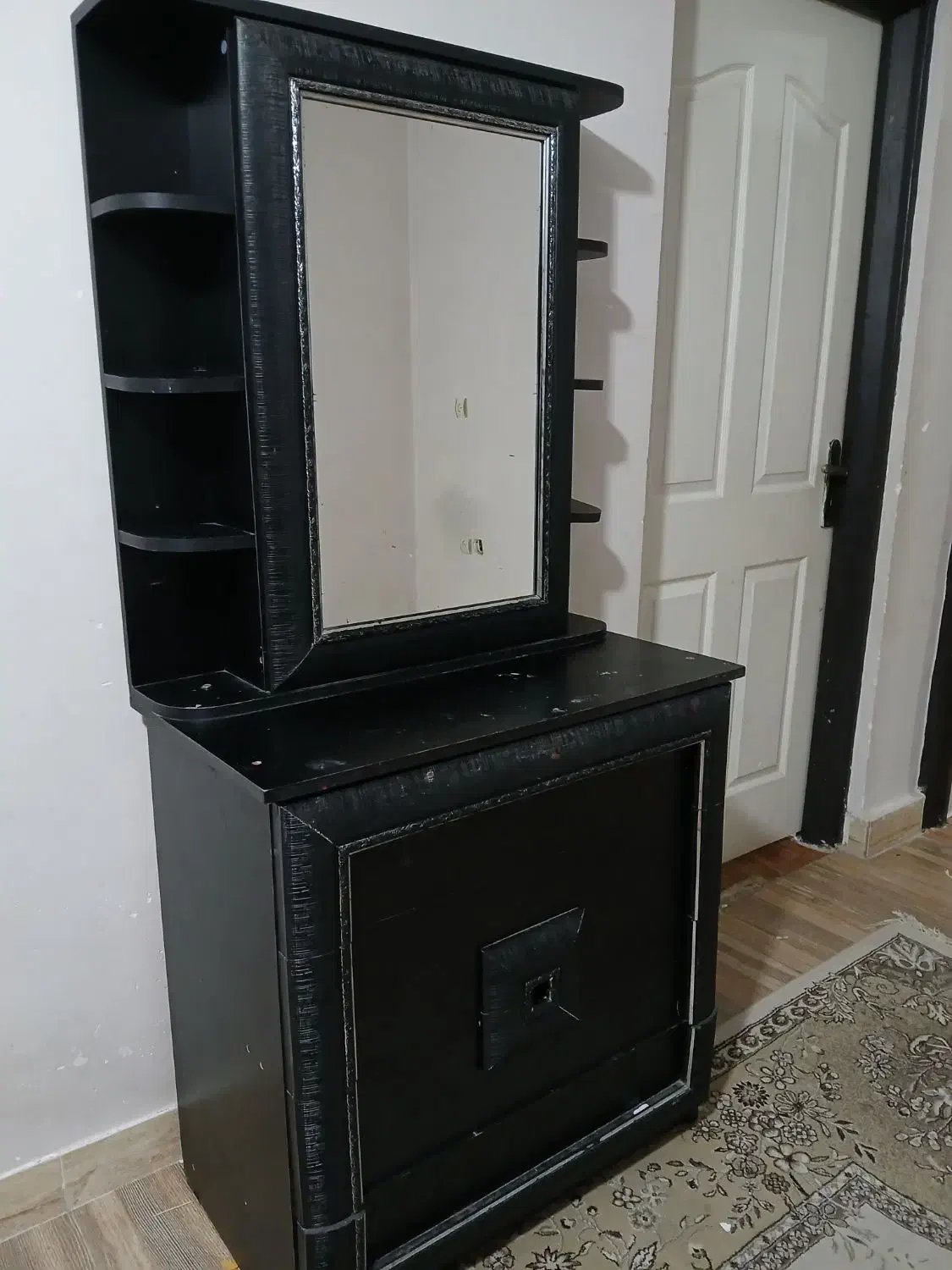 دراور سالم|جاکفشی، کمد، دراور|گرگان, |دیوار