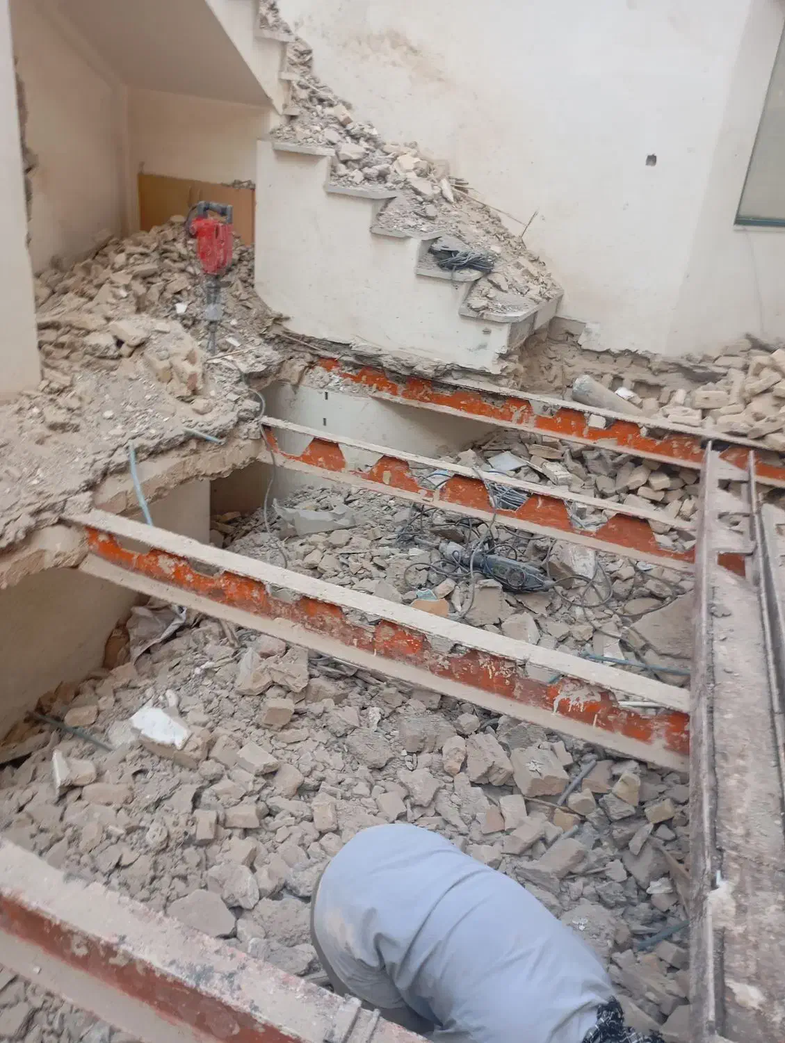 تخریب ساختمان|خدمات پیشه و مهارت|گرگان, |دیوار