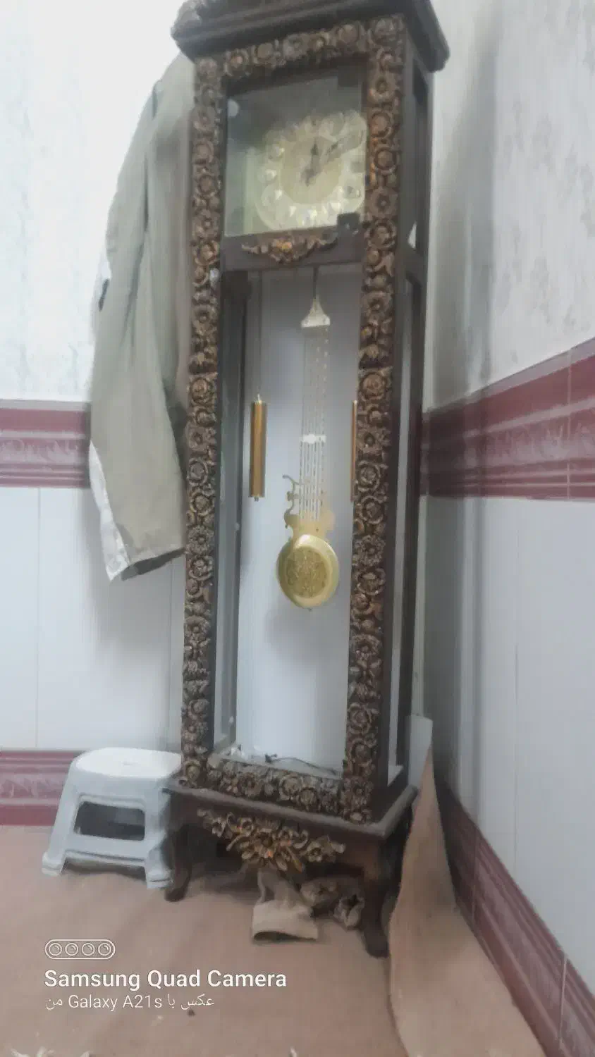 ساعت ایستاده|ساعت دیواری و تزئینی|قم, علی آباد|دیوار