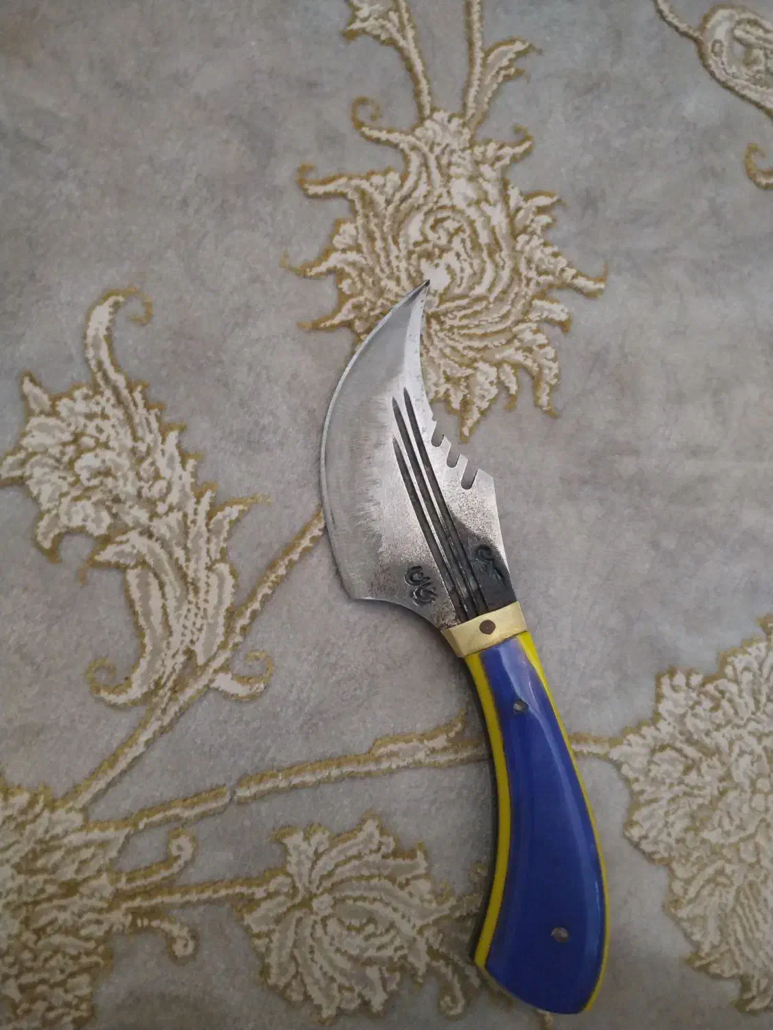 چاقو|کوهنوردی و کمپینگ|گلبهار, شهر جدید گلبهار|دیوار