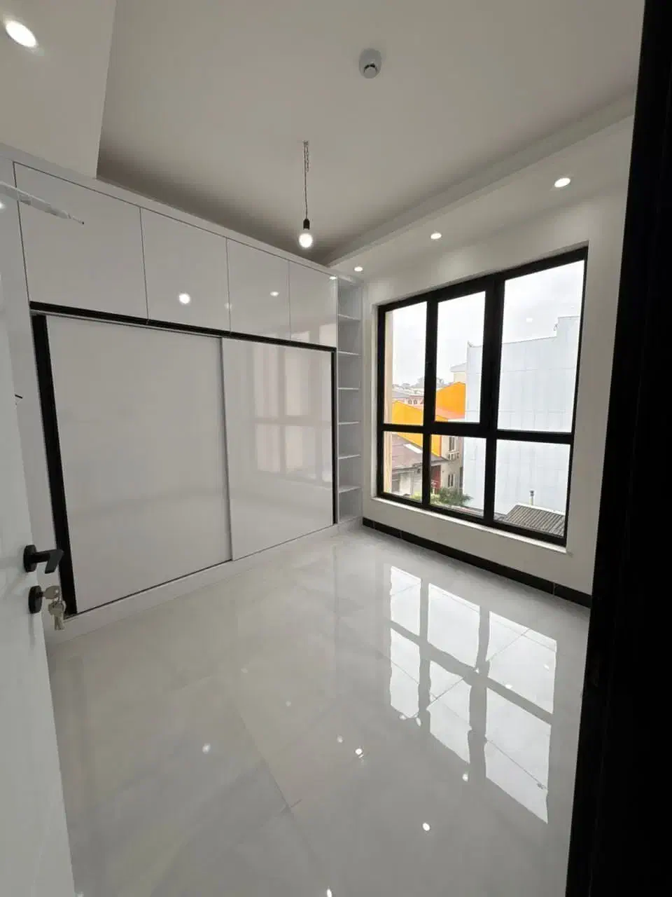 گلساریاس ۴۰۰مترصفرنقدی وتهاتر(معاوضه)تا۶۰درصد|فروش آپارتمان|رشت, گلسار|دیوار