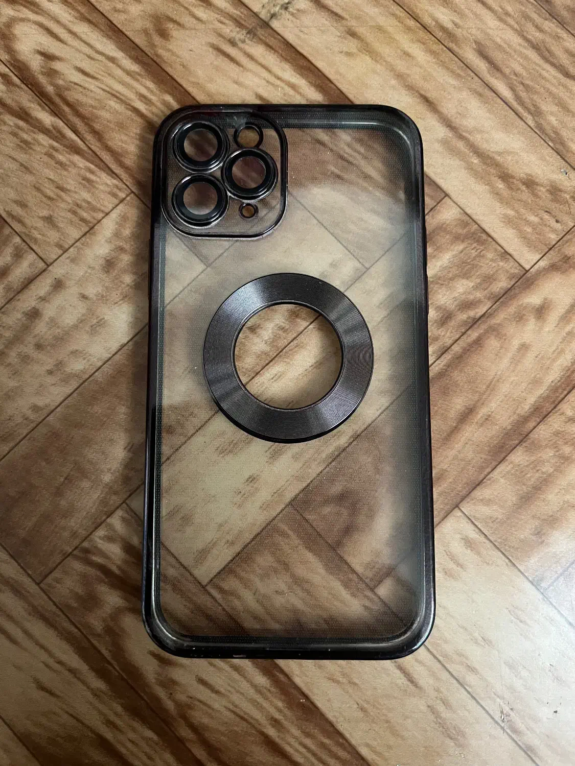 ۲ عدد قاب آیفون ۱۱ پرو کاملا سالم و تمیز|لوازم جانبی موبایل و تبلت|قزوین, |دیوار