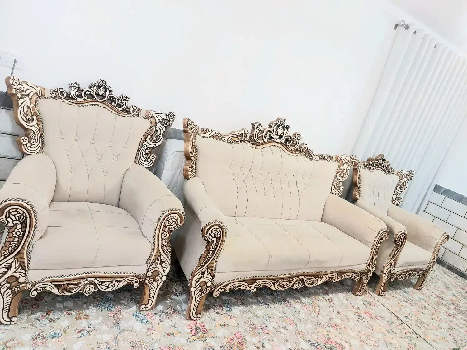 مبل|مبلمان خانگی و میز عسلی|خان ببین, |دیوار