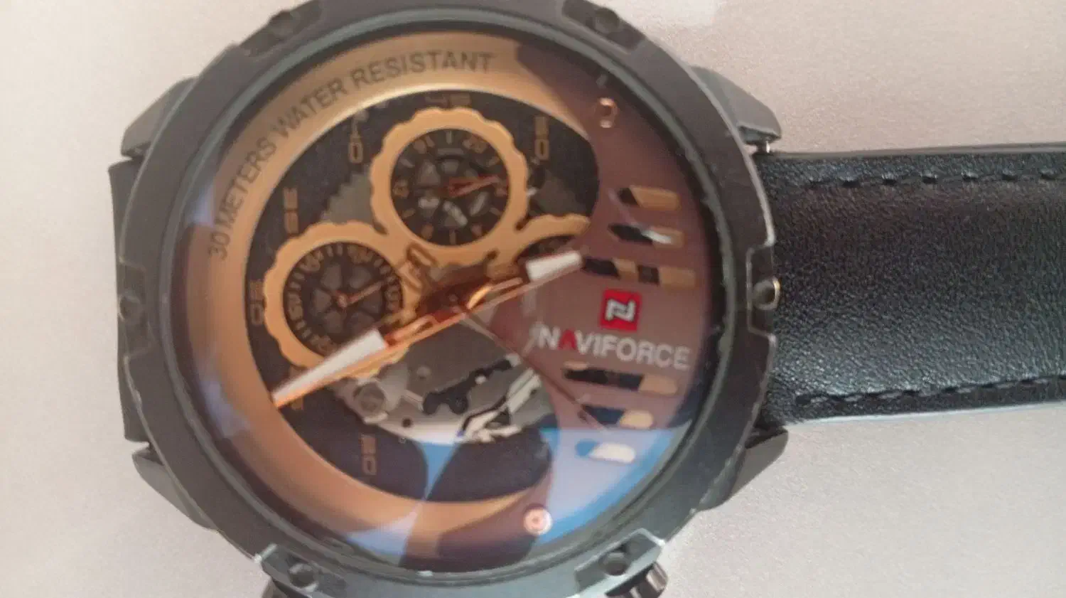 ساعت مچی|ساعت|قروه, |دیوار