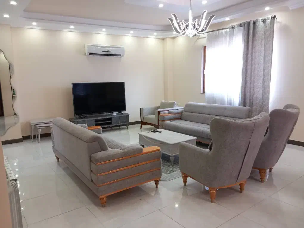 اجاره سوییت ویلایی یک و دو خوابه پارکینگ دار|اجارهٔ کوتاه‌مدت آپارتمان و سوئیت|رشت, کوی یخ|دیوار