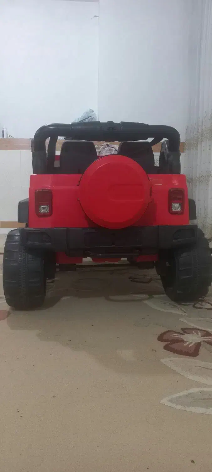 ماشین شارژی|اسباب‌بازی بچه|آبدانان, |دیوار