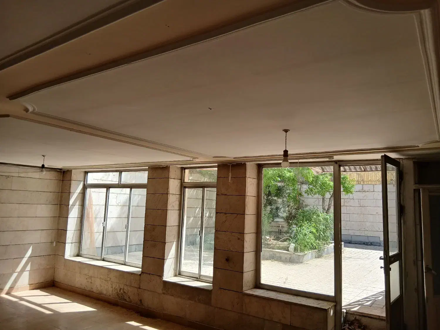 اجاره ویلایی ۳۳۰ متری در دوطبقه مستقل|اجارهٔ خانه و ویلا|مشهد, گوهرشاد|دیوار