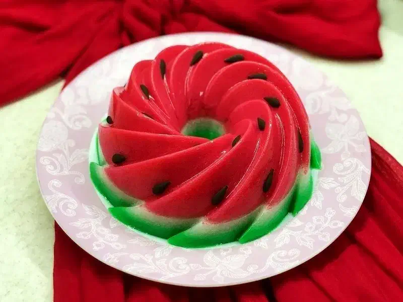 سفارش انواع سالاد و غذا و دسر|خدمات پذیرایی، مراسم|کاشان, باغ فین|دیوار