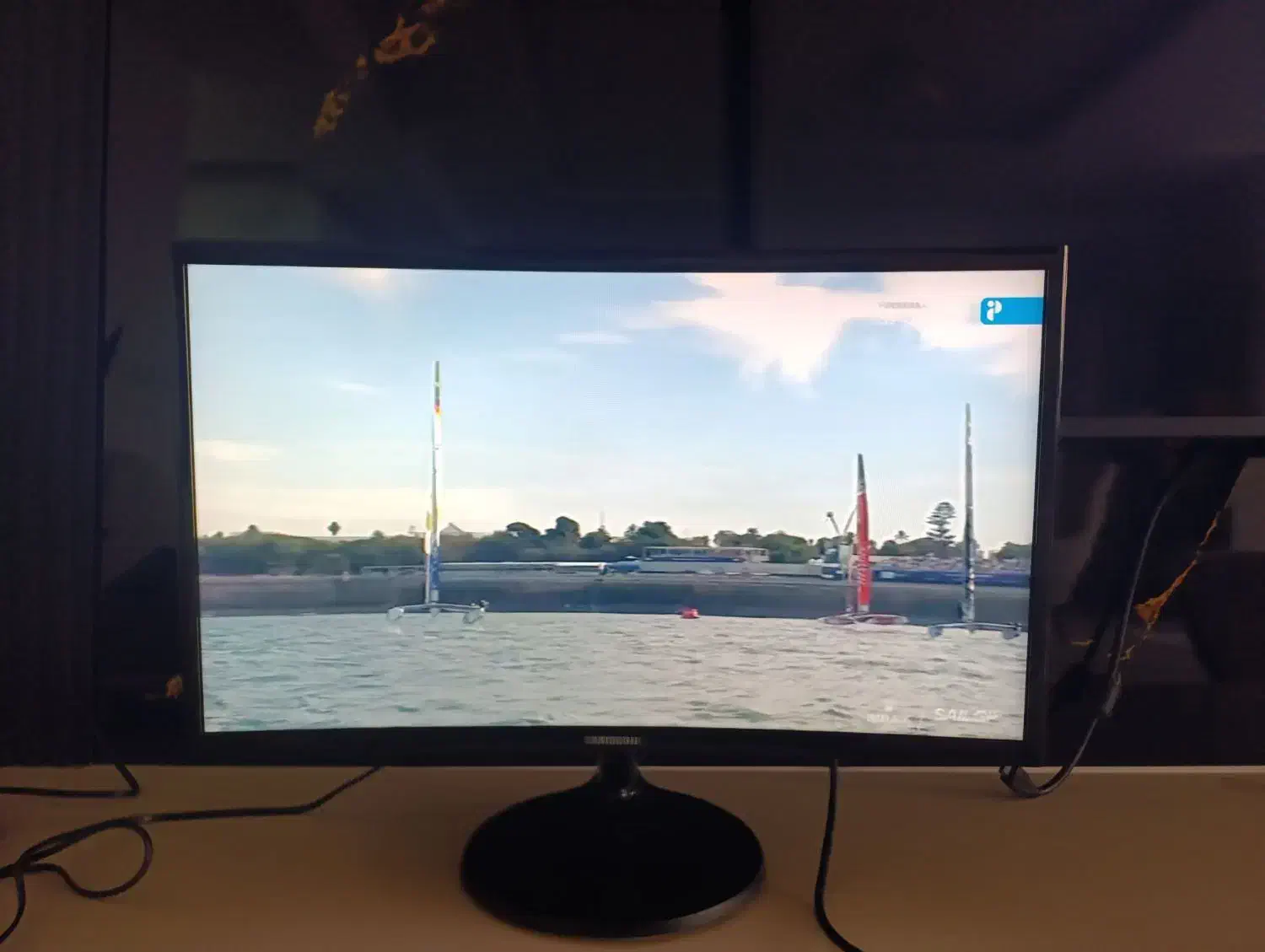 مانیتور 24 اینچ خمیده سامسونگ|قطعات و لوازم جانبی رایانه|سنندج, |دیوار