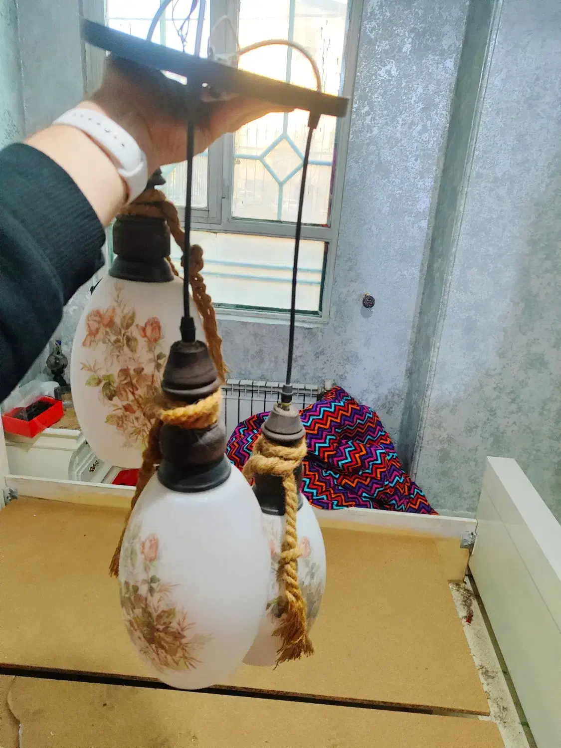 ۳عدد لوستر یکجا|لوستر و چراغ آویز|ری, شهید غیوری (ابن باویه)|دیوار