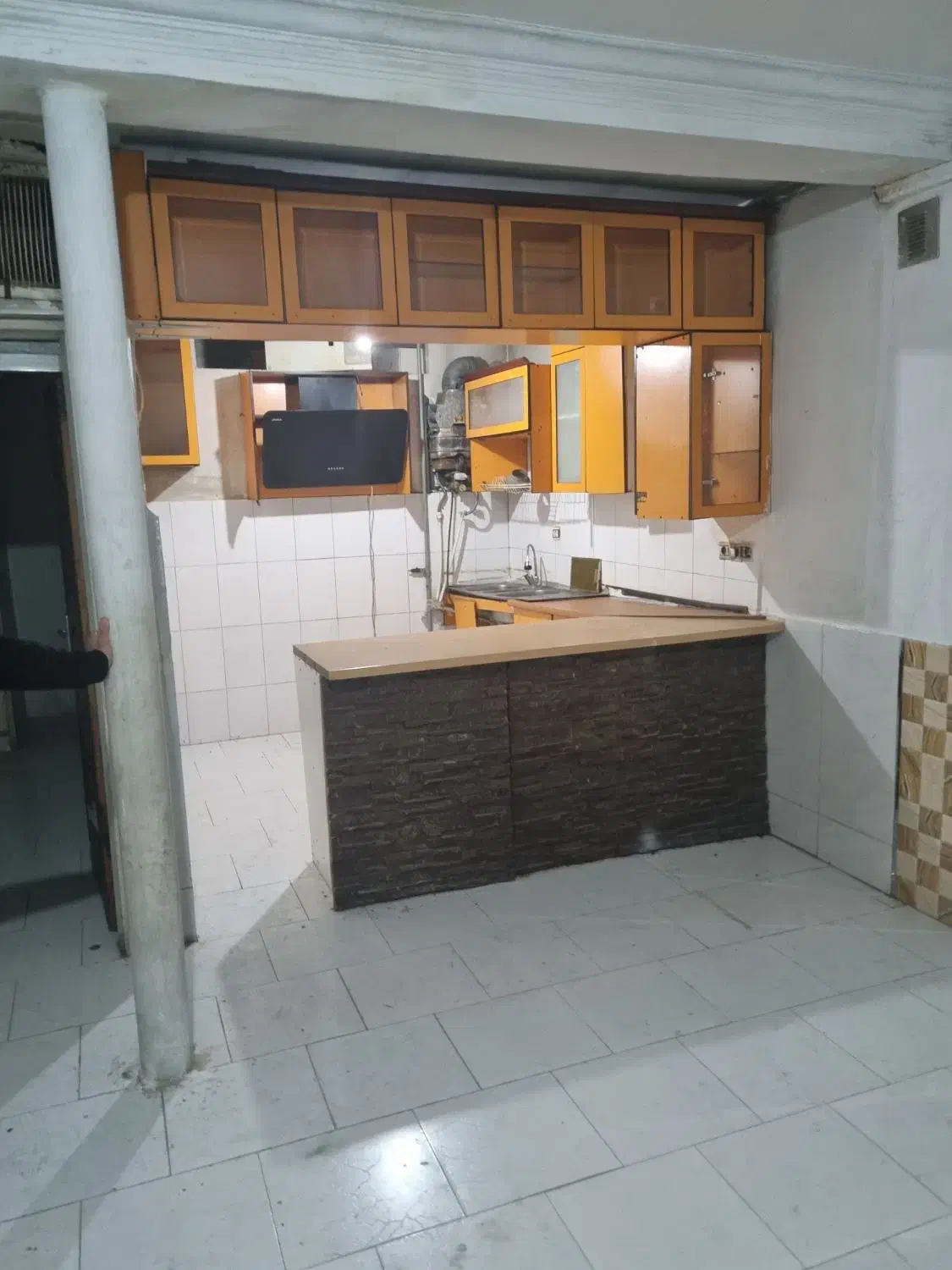 مرتضی گرد اجاره خونه ویلایی دربستی|اجارهٔ خانه و ویلا|تهران, منیریه|دیوار