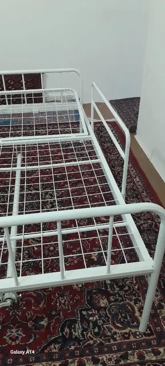 تخت بیمارستانی نو همراه تشک|تخت و سرویس خواب|مشهد, جانباز|دیوار