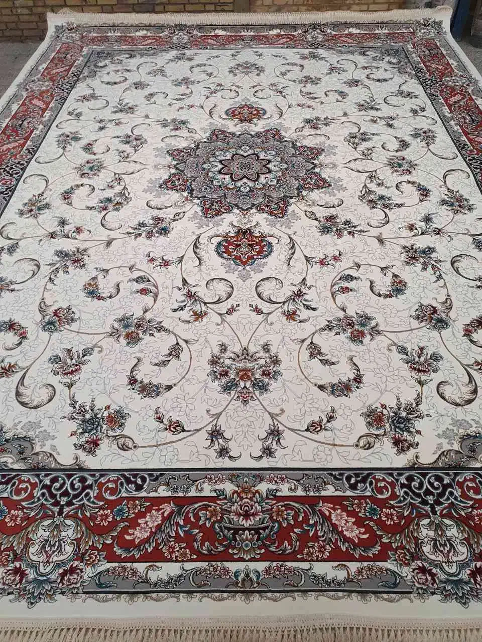 فرش ۱۲ متری با ضخامت کاشان/۷۰۰ شانه/تمام اکرلیک|فرش|سنندج, |دیوار