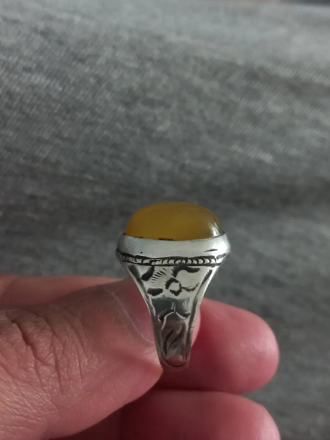 انگشتر شرف شمس|جواهرات|اصفهان, رکن الدوله شرقی|دیوار