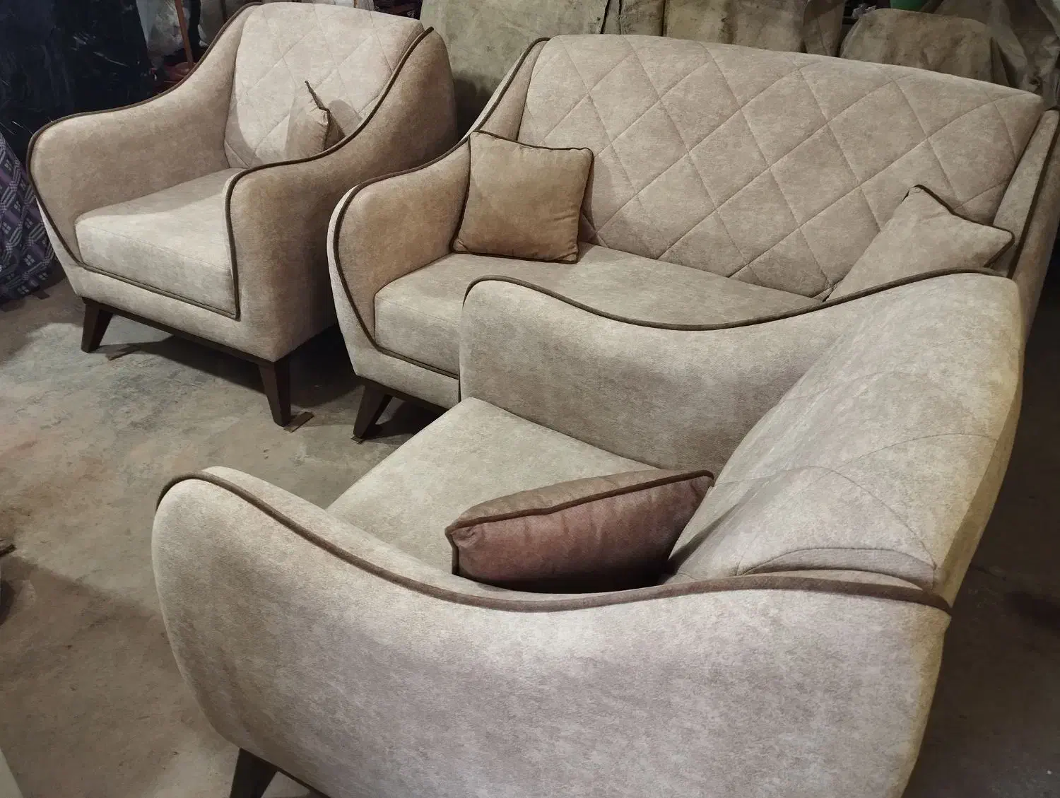 مبل راحتی ۷ نفره برند ملل|مبلمان خانگی و میز عسلی|گرگان, |دیوار