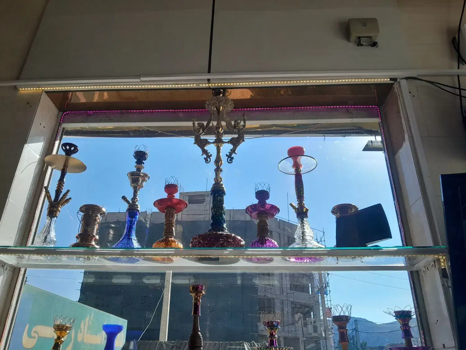 یک فروشنده منظم همراه فن بیان نیازمندیم|استخدام بازاریابی و فروش|صدرا-فارس, فاز ۱|دیوار