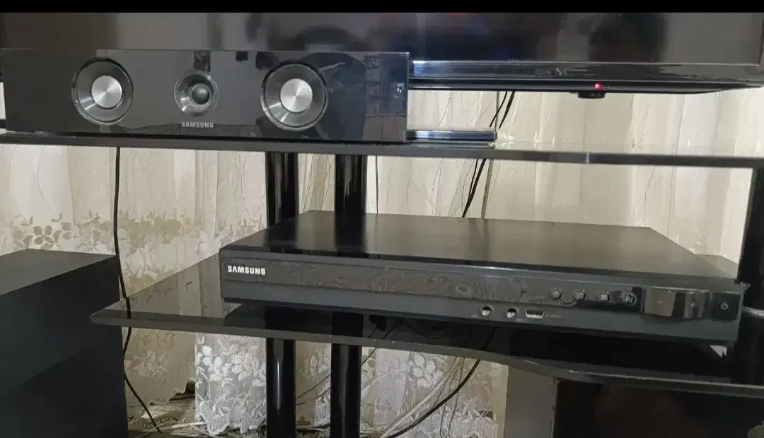 تعدادی وسیله خونگی|سیستم صوتی خانگی|اصفهان, رسالت|دیوار