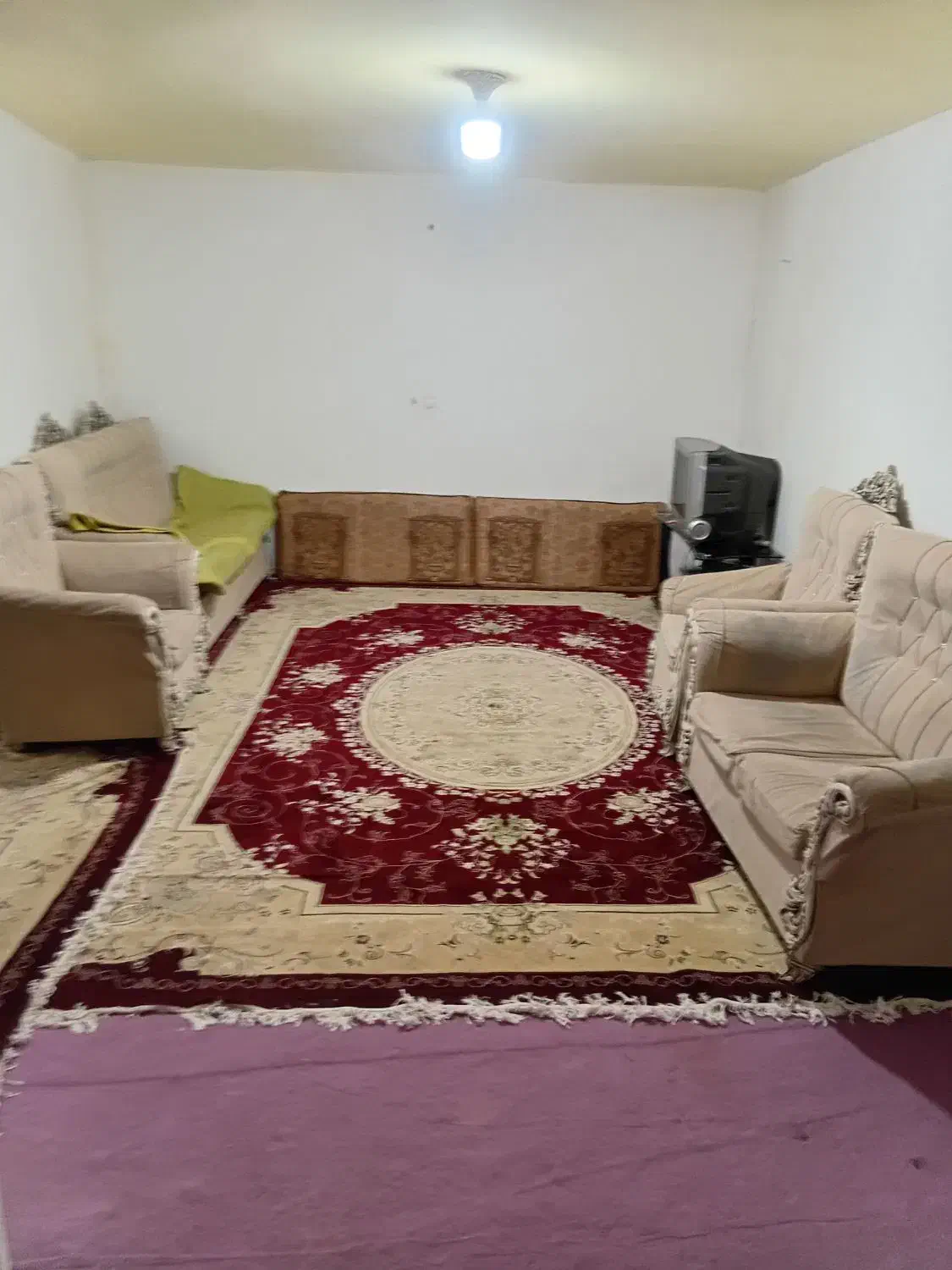 سوییت مبله با پارکینگ مسقف|اجارهٔ کوتاه‌مدت آپارتمان و سوئیت|ایلام, |دیوار