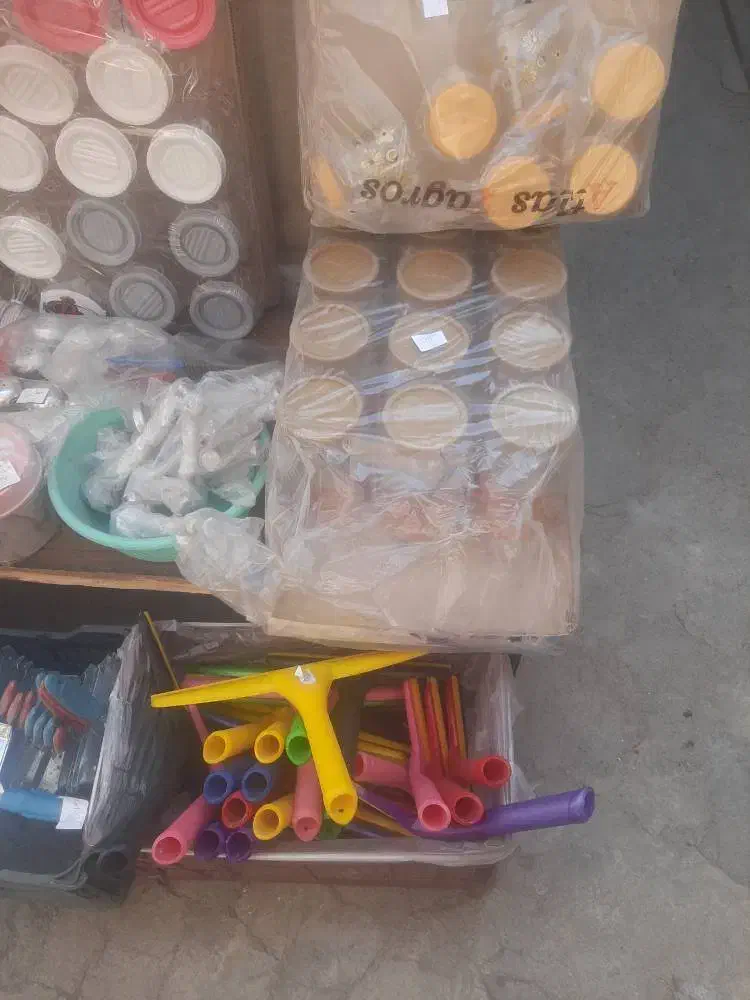فروش پلاستیک و اسباب بازی زیر قیمت خرید|ظروف نگهدارنده، پلاستیکی، یکبارمصرف|قدس, شهرقدس|دیوار