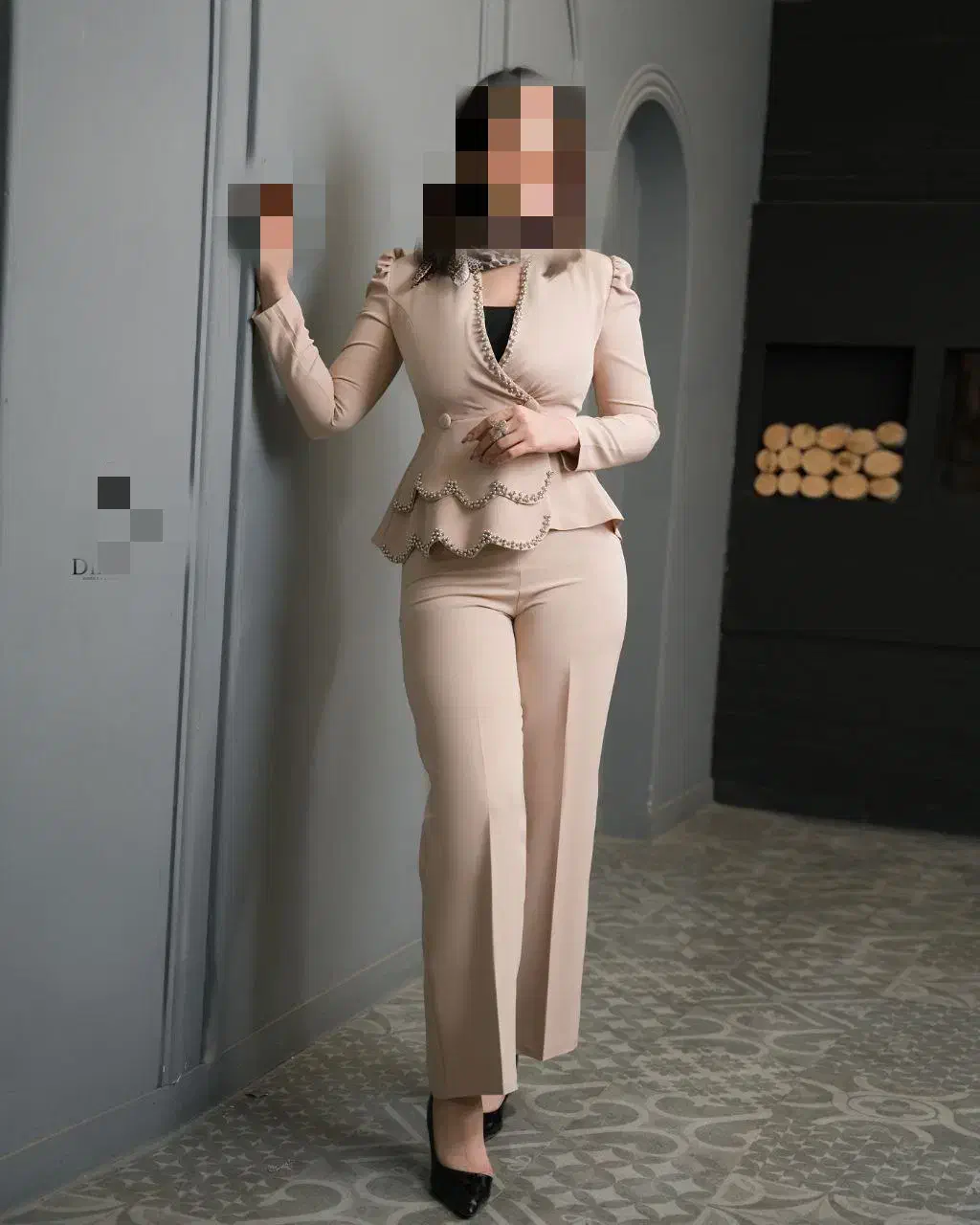 لباس جشن|لباس|شاهین‌شهر, نظامی|دیوار