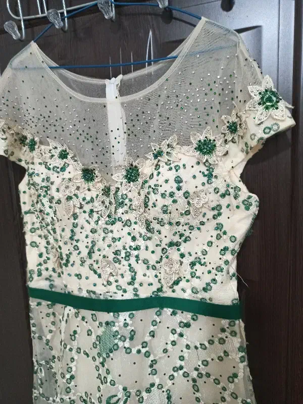 لباس مجلسی|لباس|بندر کنگان, |دیوار