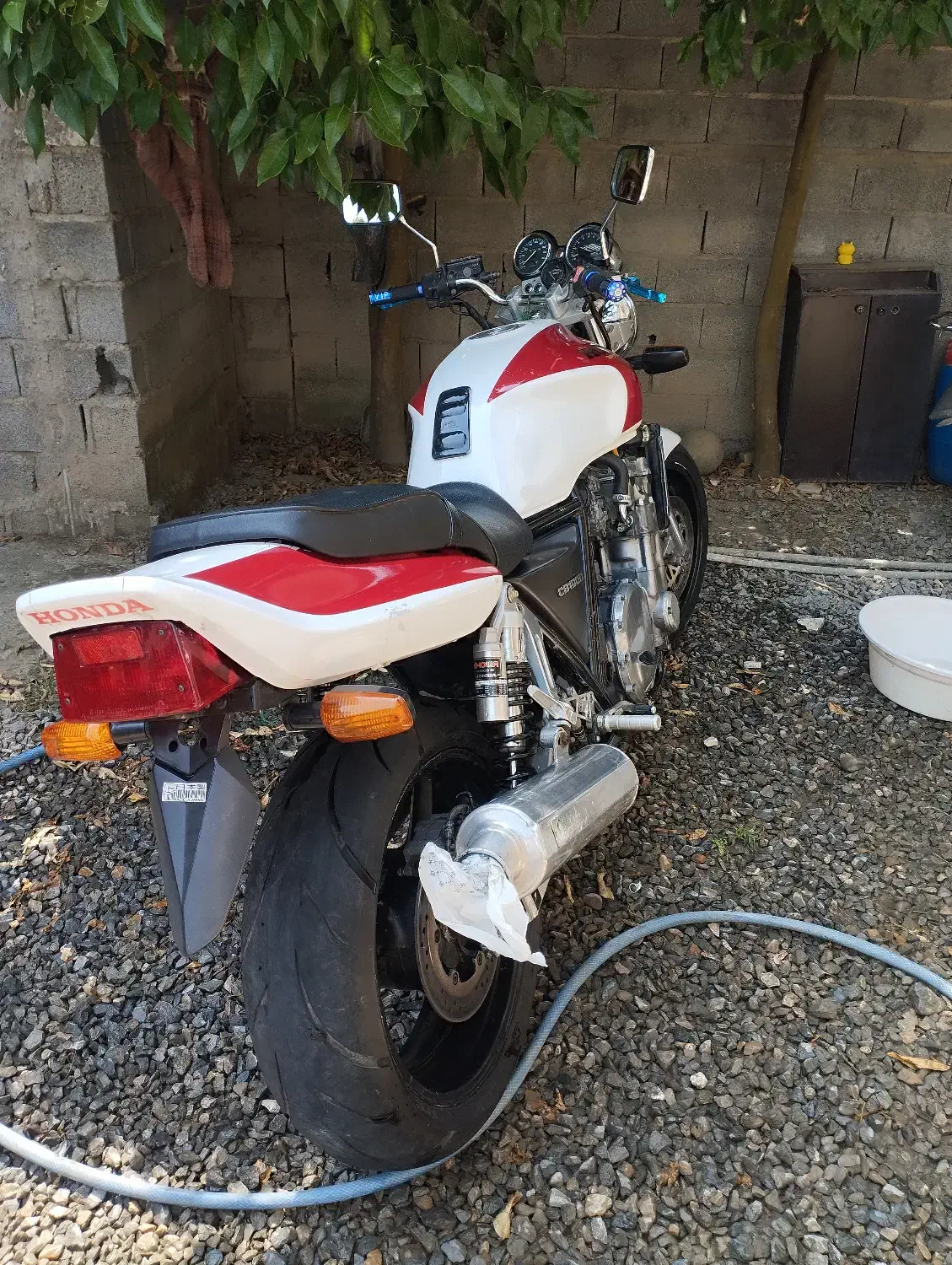 Cb1000 مدارک دار cb1300 سوزکی سنگین|موتورسیکلت|تهران, آبشار|دیوار