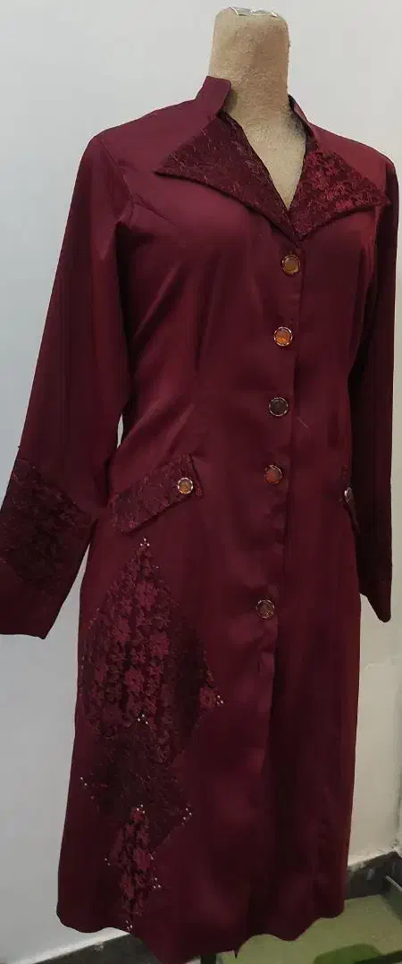 مانتو زرشکی رنگ کار شده با گیپور|لباس|کازرون, |دیوار