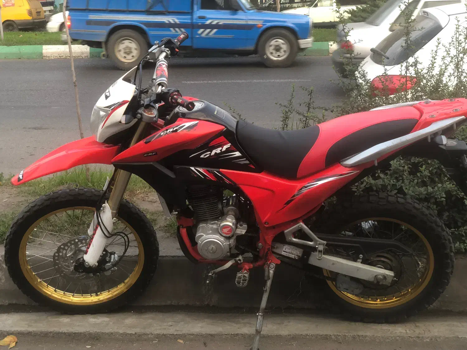 تریل ۲۵۰ برمودا مدل ۹۹|موتورسیکلت|رشت, یخسازی|دیوار