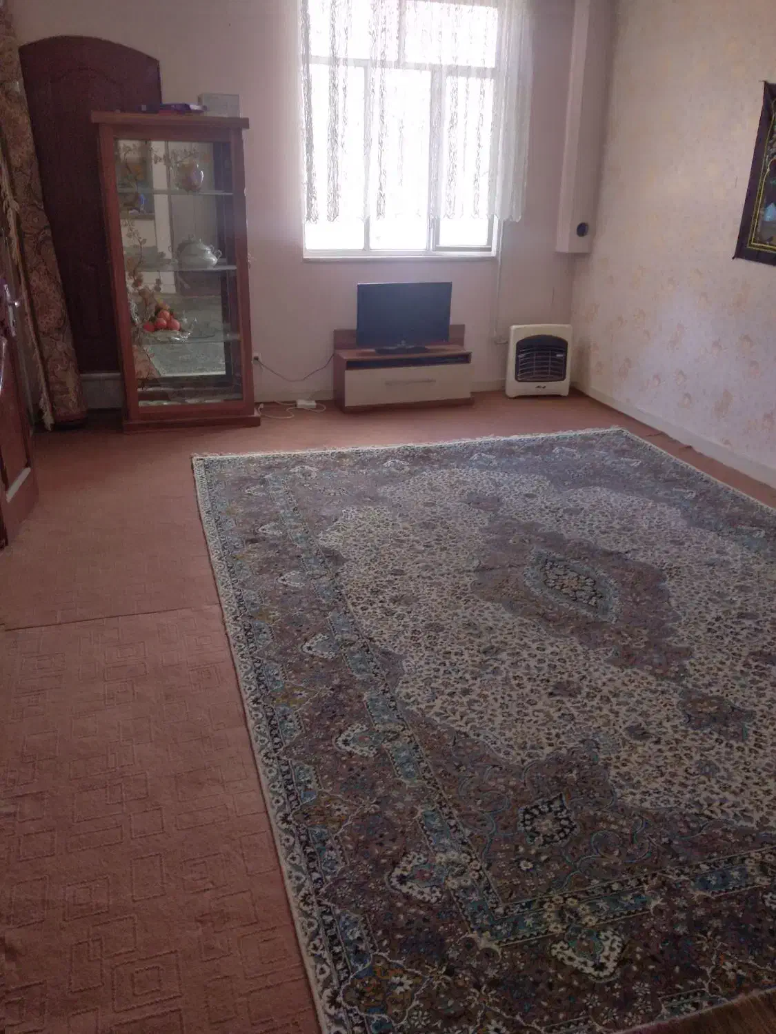 سوئیت تمیز و مرتب در محیط آرام،( هفتگی و ماهانه)|اجارهٔ کوتاه‌مدت آپارتمان و سوئیت|مشهد, ایثار|دیوار