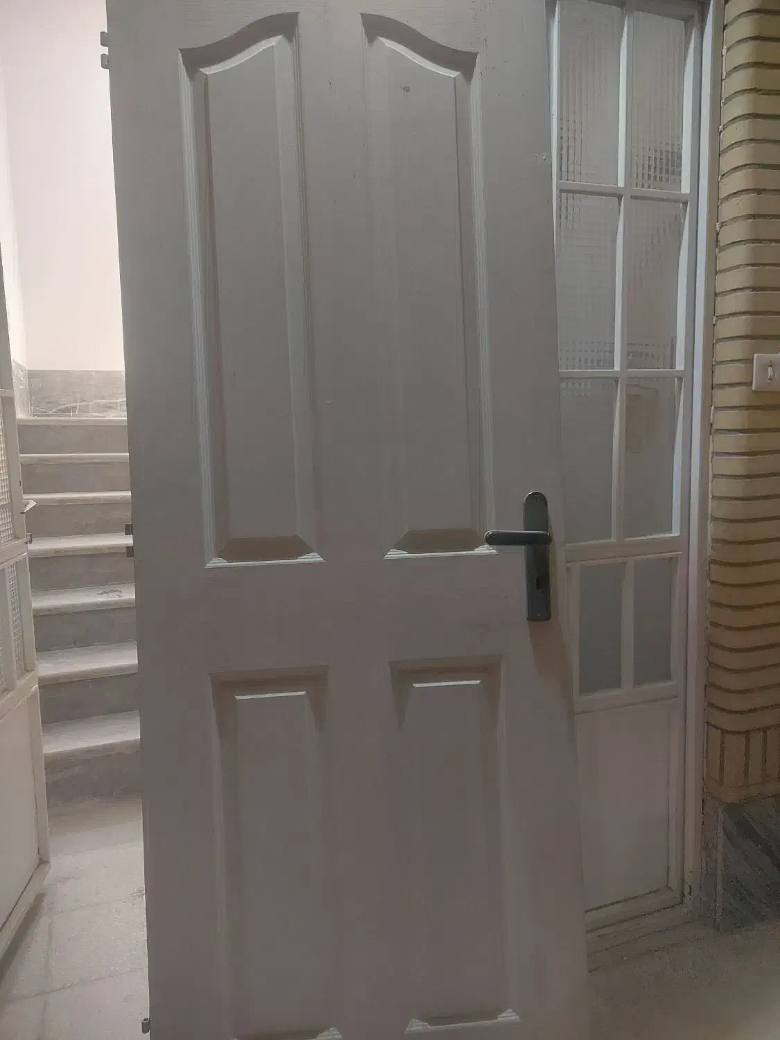 درب|مصالح و تجهیزات ساختمان|قم, دانش|دیوار