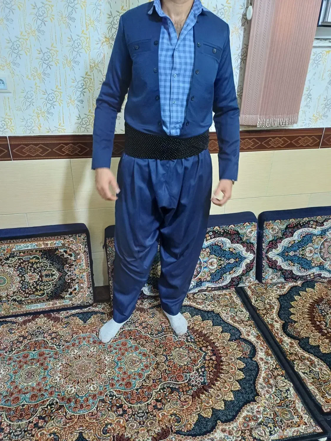 لباس کردی|لباس|الوند, |دیوار