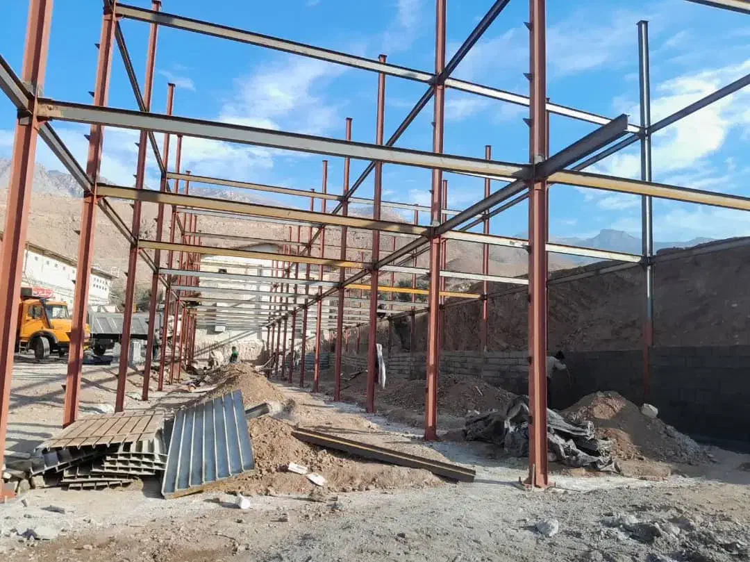 اجرای اسکلت بتن .اسکلت فلزی .استخر و شیروانی|خدمات پیشه و مهارت|قزوین, |دیوار