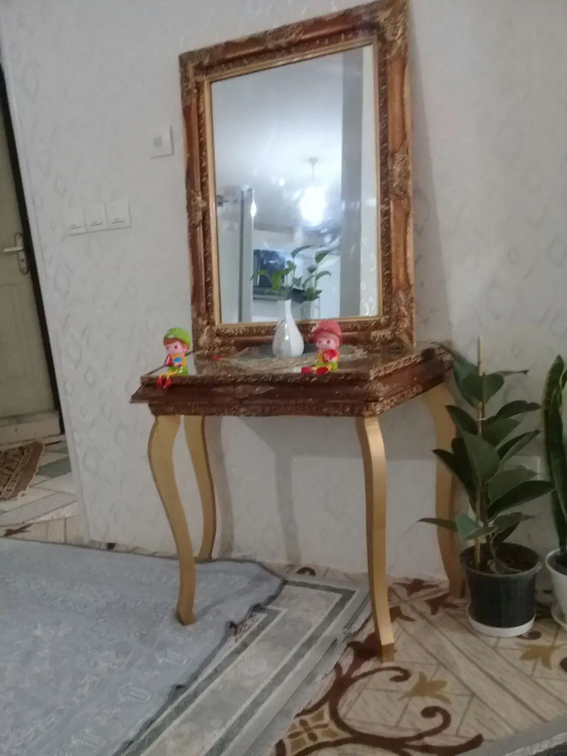 ساعت و اینه کنسول|بوفه، ویترین، کنسول|تربت‌حیدریه, شهرک ولیعصر|دیوار