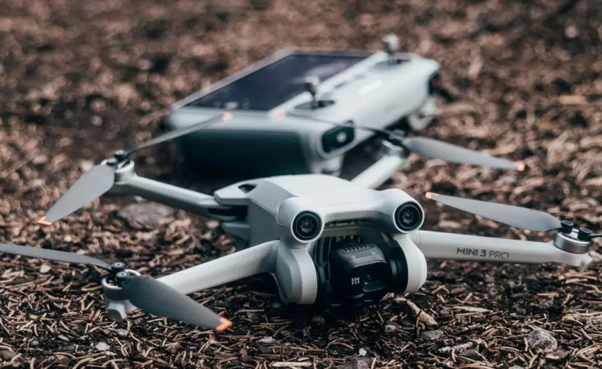 هلی کم مینی ۳ پرو با ریموت اسمارت|دوربین عکاسی و فیلمبرداری|ارومیه, |دیوار